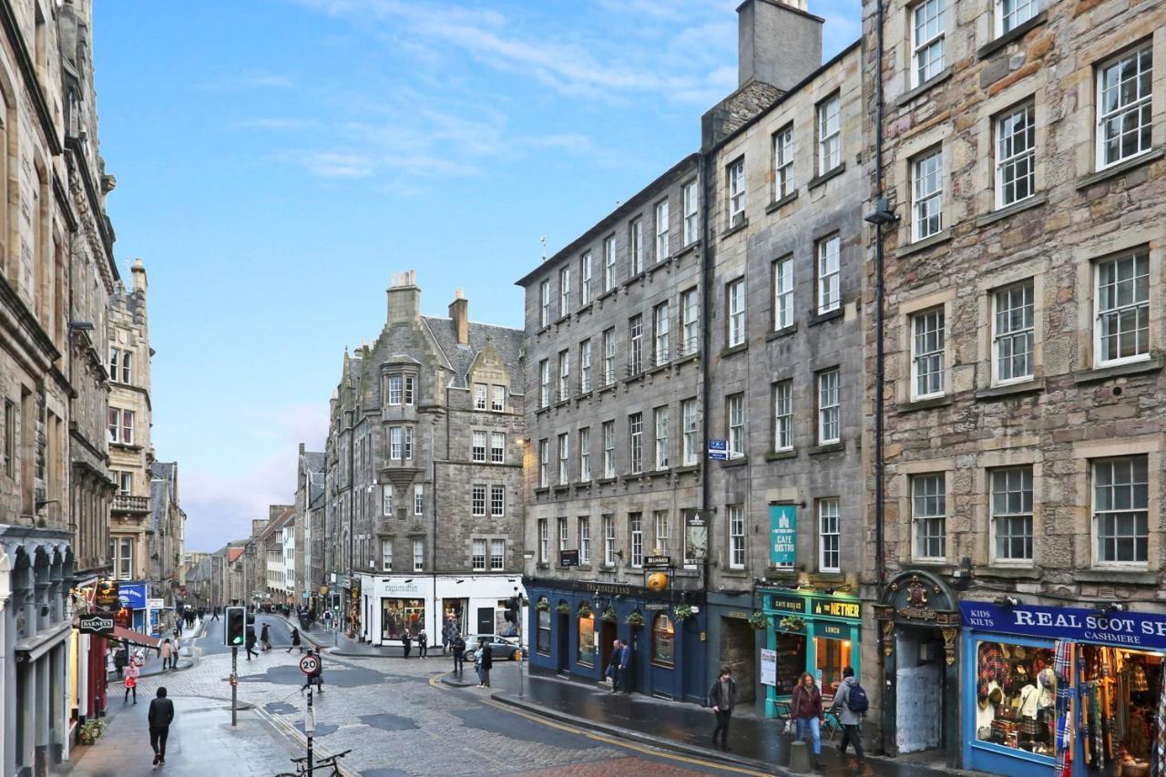 Joivy Refurbished Home On The Royal Mile إدنبرة المظهر الخارجي الصورة