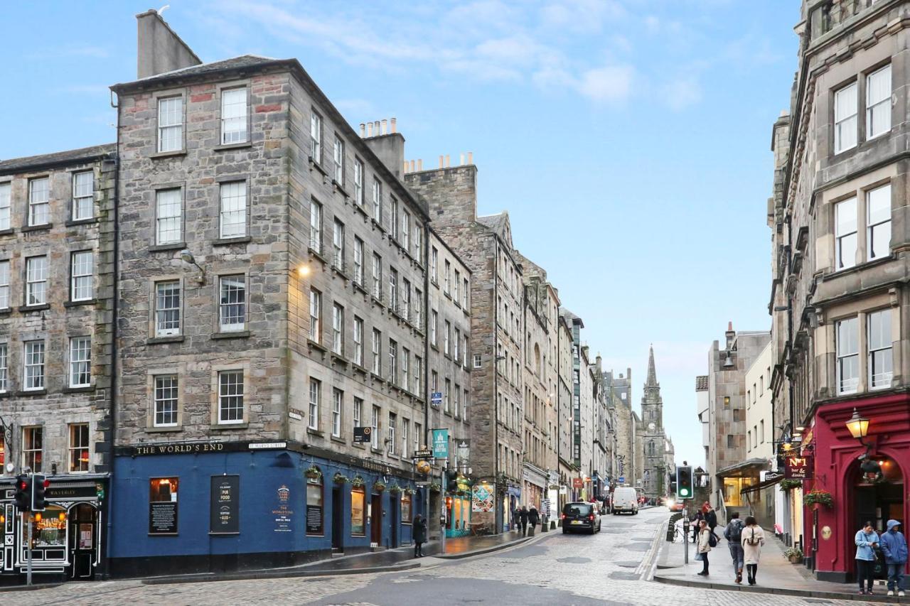 Joivy Refurbished Home On The Royal Mile إدنبرة المظهر الخارجي الصورة